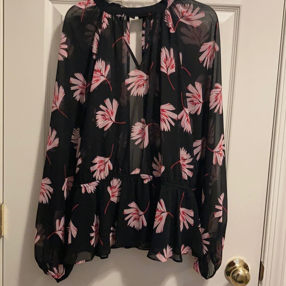 Express Women’s Long-sleeve blouse (size M)